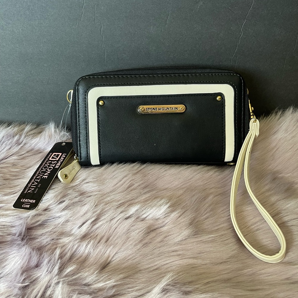 Double zip around wallet